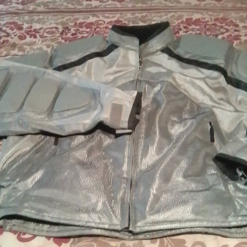 Men's Reflective Performance Jacket in Silver